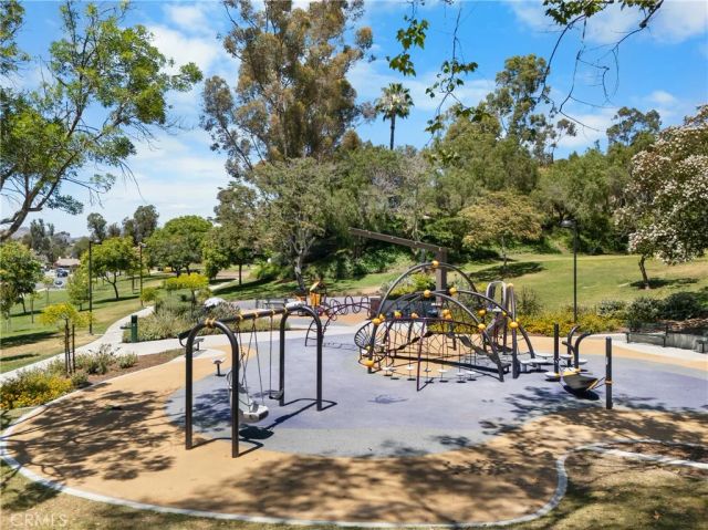 27061 Springwood Circle, Lake Forest, CA 92630