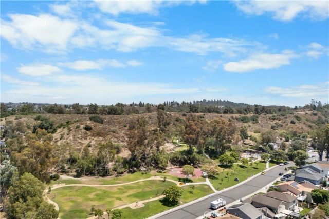 27061 Springwood Circle, Lake Forest, CA 92630
