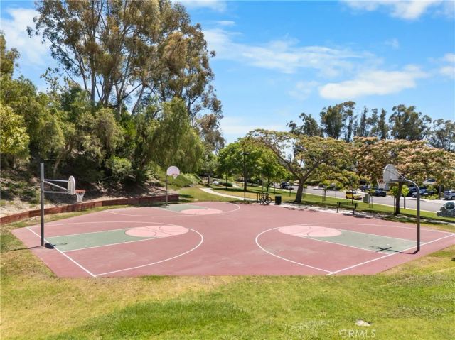 27061 Springwood Circle, Lake Forest, CA 92630