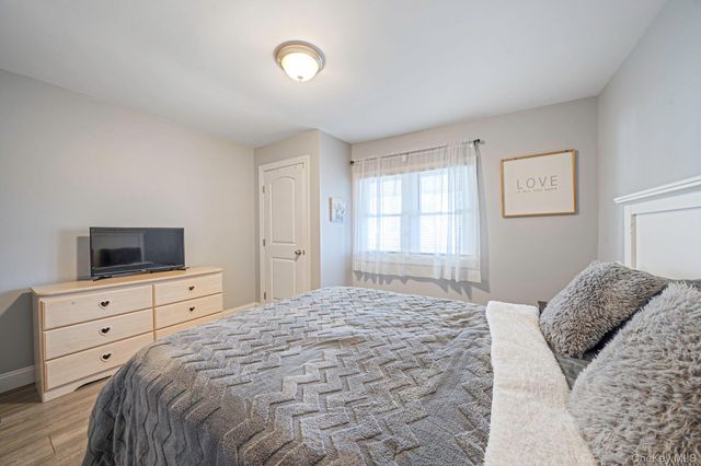 77 Market Street, Mastic Beach, NY 11951