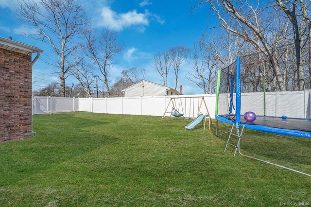 77 Market Street, Mastic Beach, NY 11951