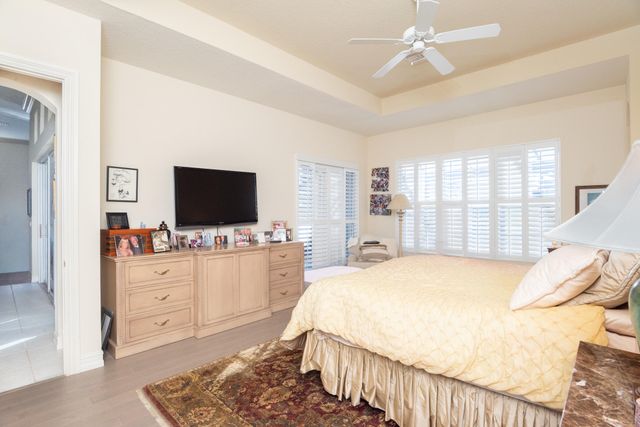 10749 Waterford Place, West Palm Beach, FL 33412