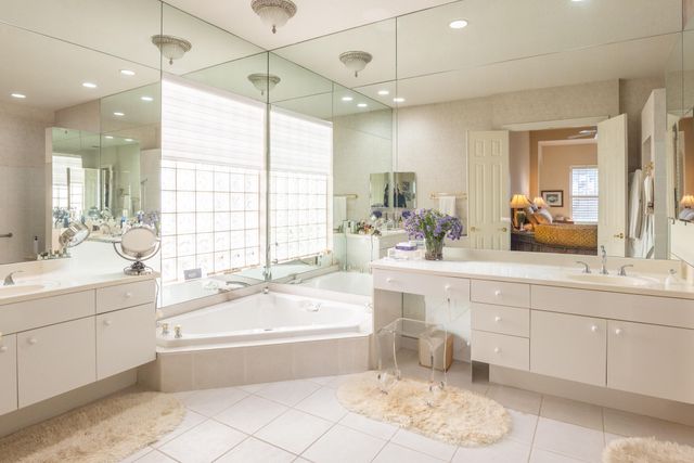 10749 Waterford Place, West Palm Beach, FL 33412