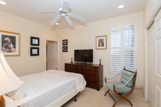 10749 Waterford Place, West Palm Beach, FL 33412