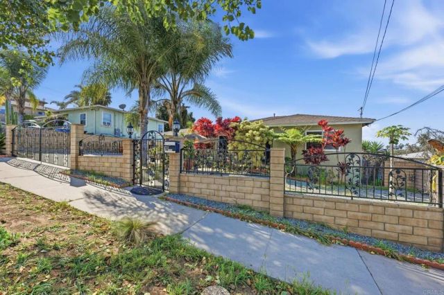 10 Fifth Avenue, Chula Vista, CA 91910