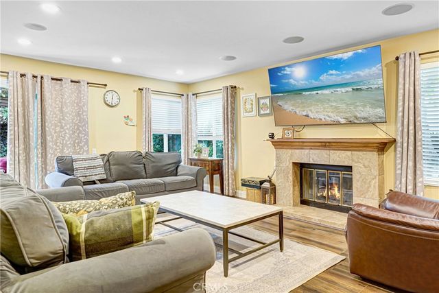 12564 Spring Creek Road, Moorpark, CA 93021