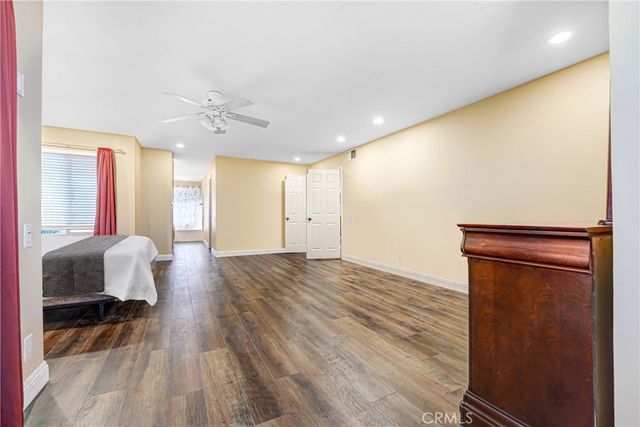 12564 Spring Creek Road, Moorpark, CA 93021