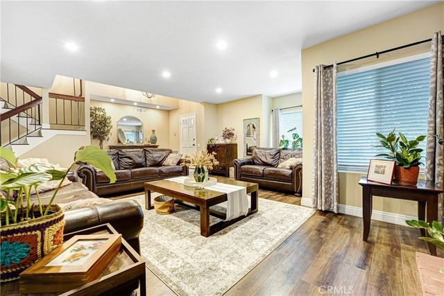 12564 Spring Creek Road, Moorpark, CA 93021