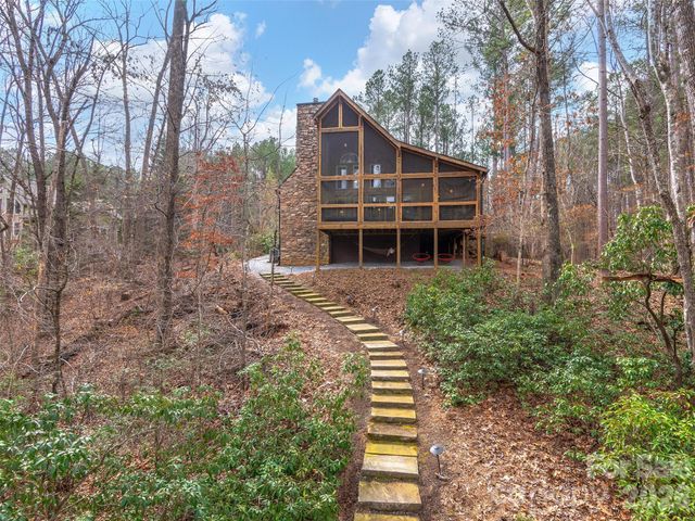 201 Hawk Ridge Drive, Mill Spring, NC 28756