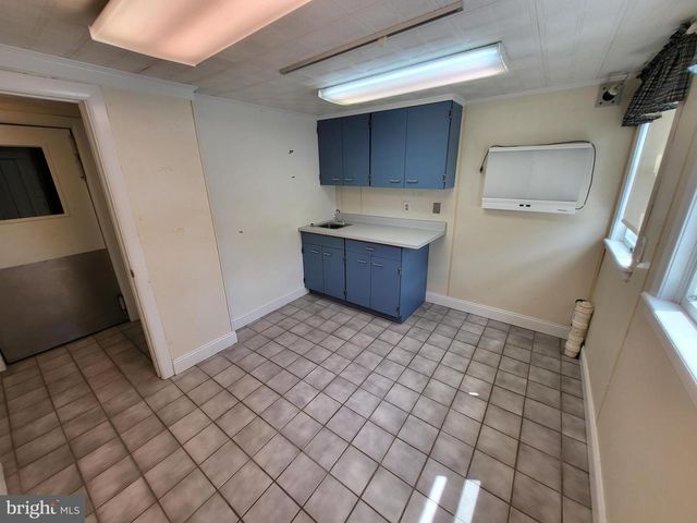 320 GLEBE RD, Easton, MD 21601