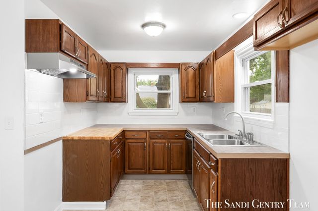 1265 Catherine Avenue, Muskegon, MI 49442