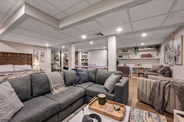 119 Shady Ln, Randolph Twp., NJ 07869