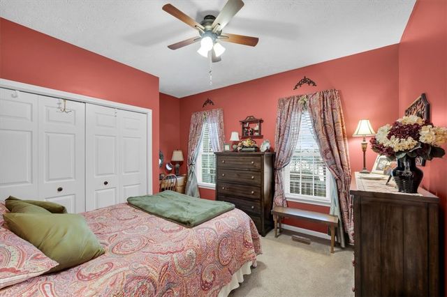 121 Sunset Bay Boulevard, Seneca, SC 29672