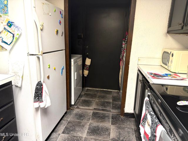 55 Oak Crest Place, Brandon, MS 39042