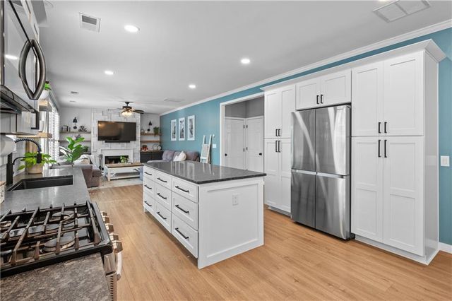 3224 McEver Woods Trail NW, Acworth, GA 30101