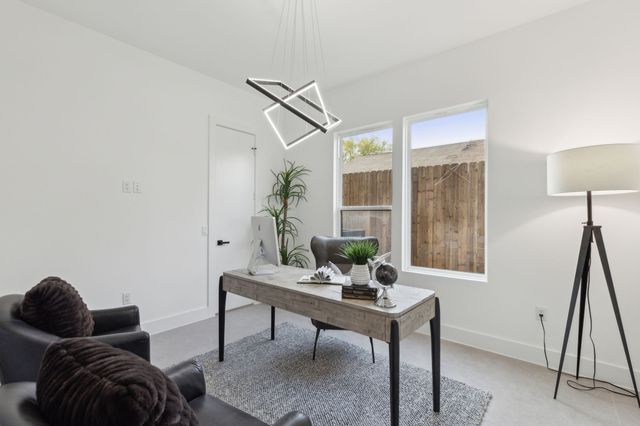 4031 Brundrette Street, Dallas, TX 75212