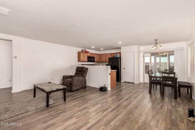 910 W Prior Avenue, Coolidge, AZ 85128