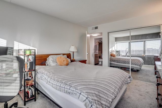 1920 S 1st Street 202, Minneapolis, MN 55454