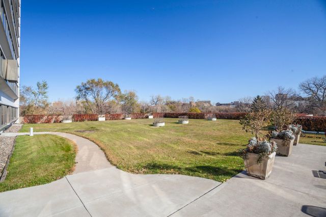 1920 S 1st Street 202, Minneapolis, MN 55454