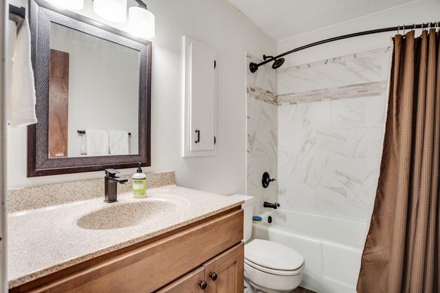 1920 S 1st Street 202, Minneapolis, MN 55454