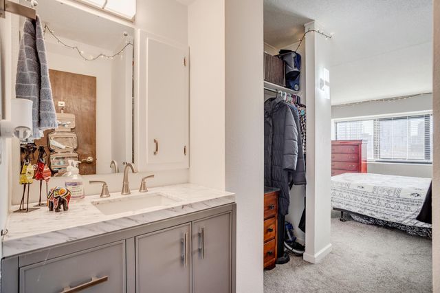 1920 S 1st Street 202, Minneapolis, MN 55454