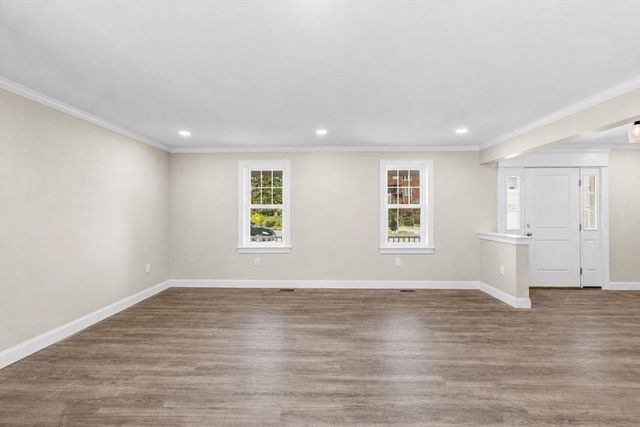 989 Bay Street, Fall River, MA 02724