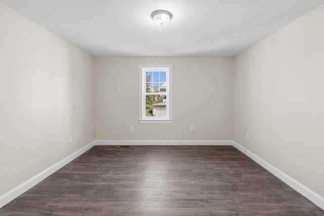 989 Bay Street, Fall River, MA 02724