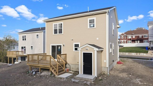 989 Bay Street, Fall River, MA 02724