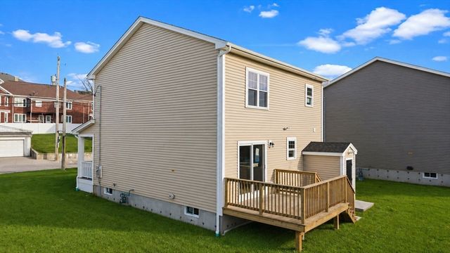 989 Bay Street, Fall River, MA 02724