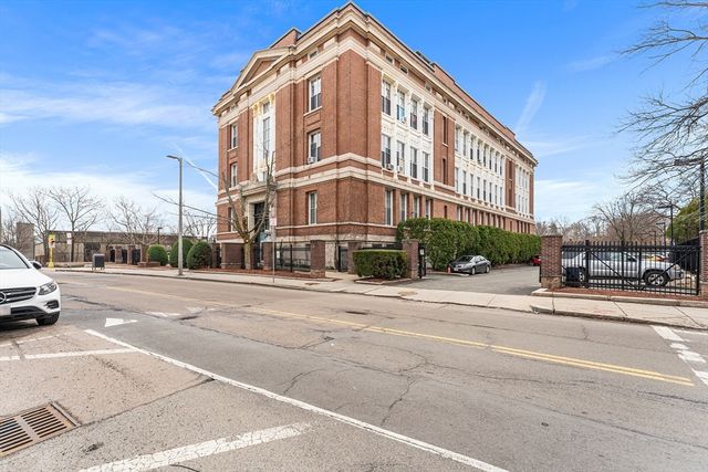 240 Heath St PH18, Boston, MA 02130