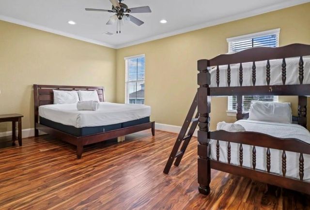 4102 Defender Lane, Galveston, TX 77554