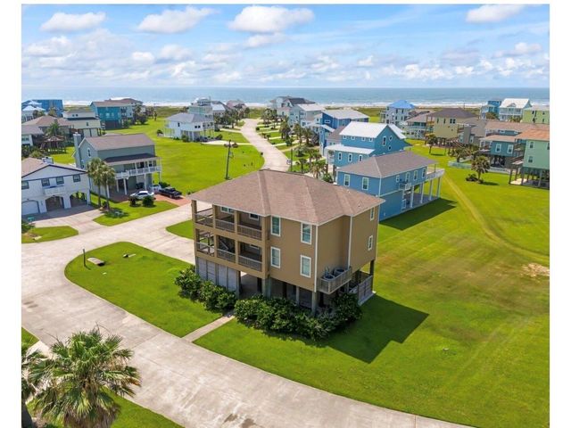4102 Defender Lane, Galveston, TX 77554