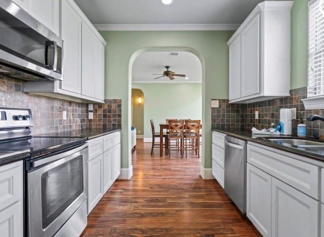 4102 Defender Lane, Galveston, TX 77554