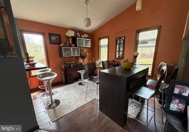 2253 SKYLINE DR, Slatington, PA 18080