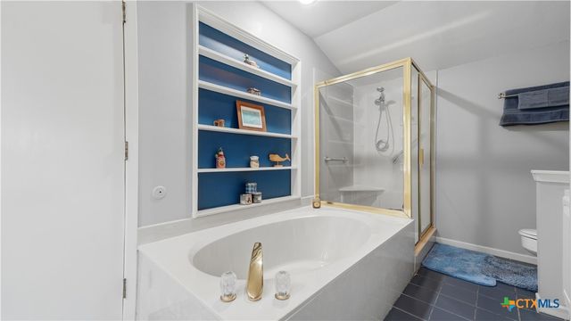 16647 FM 725, Seguin, TX 78155