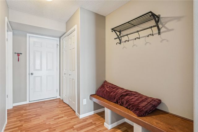 67 Woodstone SW, Cedar Rapids, IA 52404