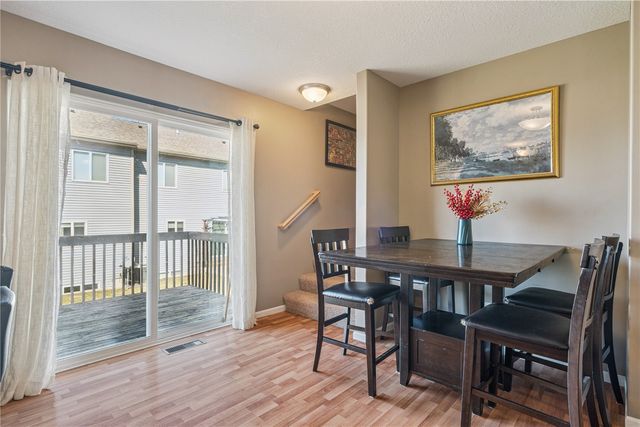 67 Woodstone SW, Cedar Rapids, IA 52404