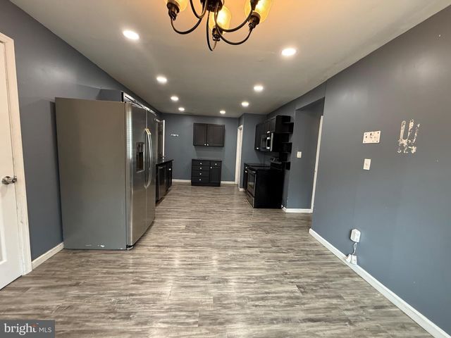 7635 STONEY CREEK DR, Pasadena, MD 21122