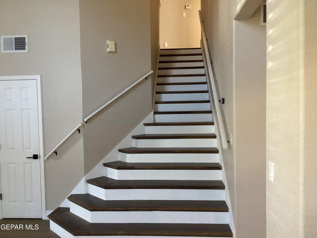 305 Cloud Song E, Santa Teresa, NM 88008