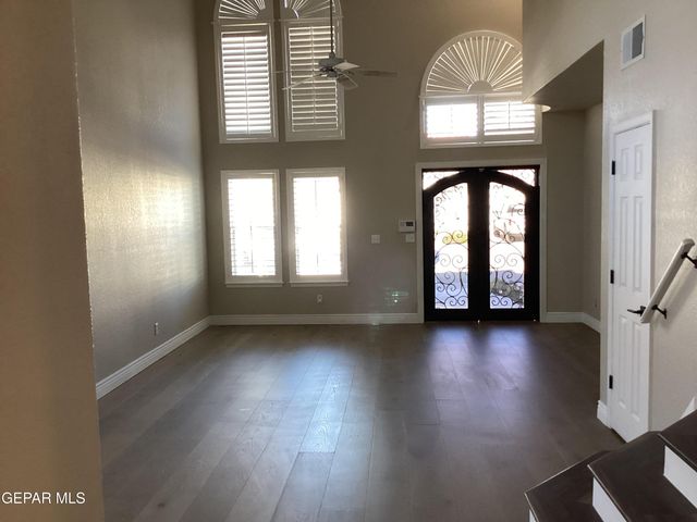 305 Cloud Song E, Santa Teresa, NM 88008