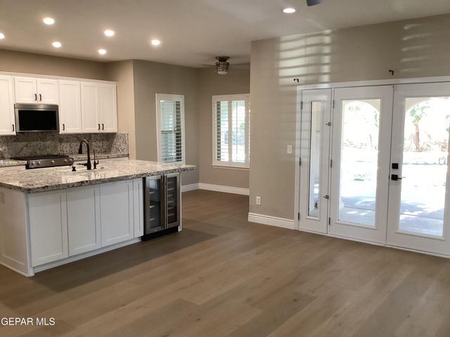 305 Cloud Song E, Santa Teresa, NM 88008