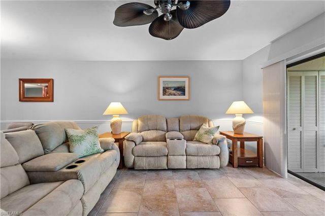 8430 Charter Club CIR 3, Fort Myers, FL 33919