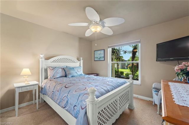 8430 Charter Club CIR 3, Fort Myers, FL 33919