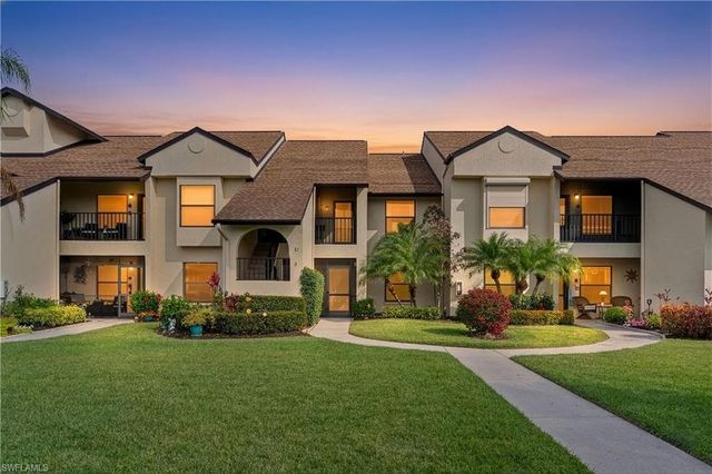 8430 Charter Club CIR 3, Fort Myers, FL 33919