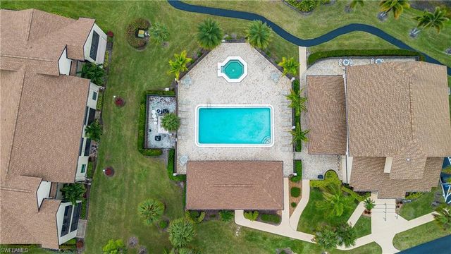 8430 Charter Club CIR 3, Fort Myers, FL 33919