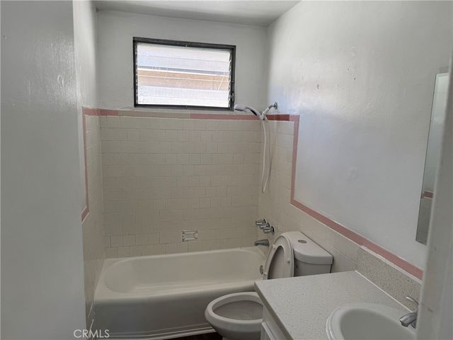 7223 Pickering 5, Whittier, CA 90602
