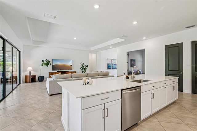 16309 TRADEWIND TERRACE, Lakewood Ranch, FL 34211