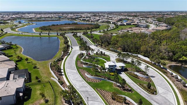 16309 TRADEWIND TERRACE, Lakewood Ranch, FL 34211