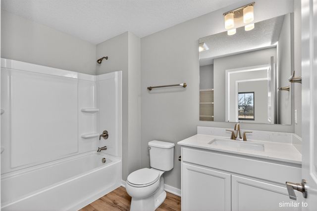 6504 NE 11th Court, Des Moines, IA 50313
