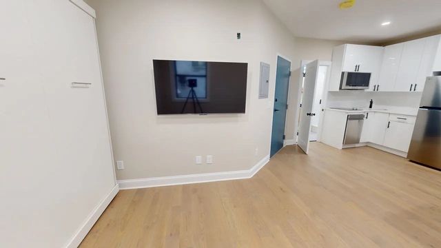 31-35 India St 303, Boston, MA 02110